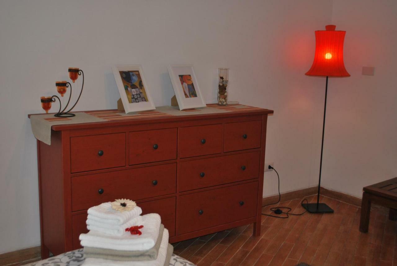 Home Toledo 355 Νάπολη Εξωτερικό φωτογραφία