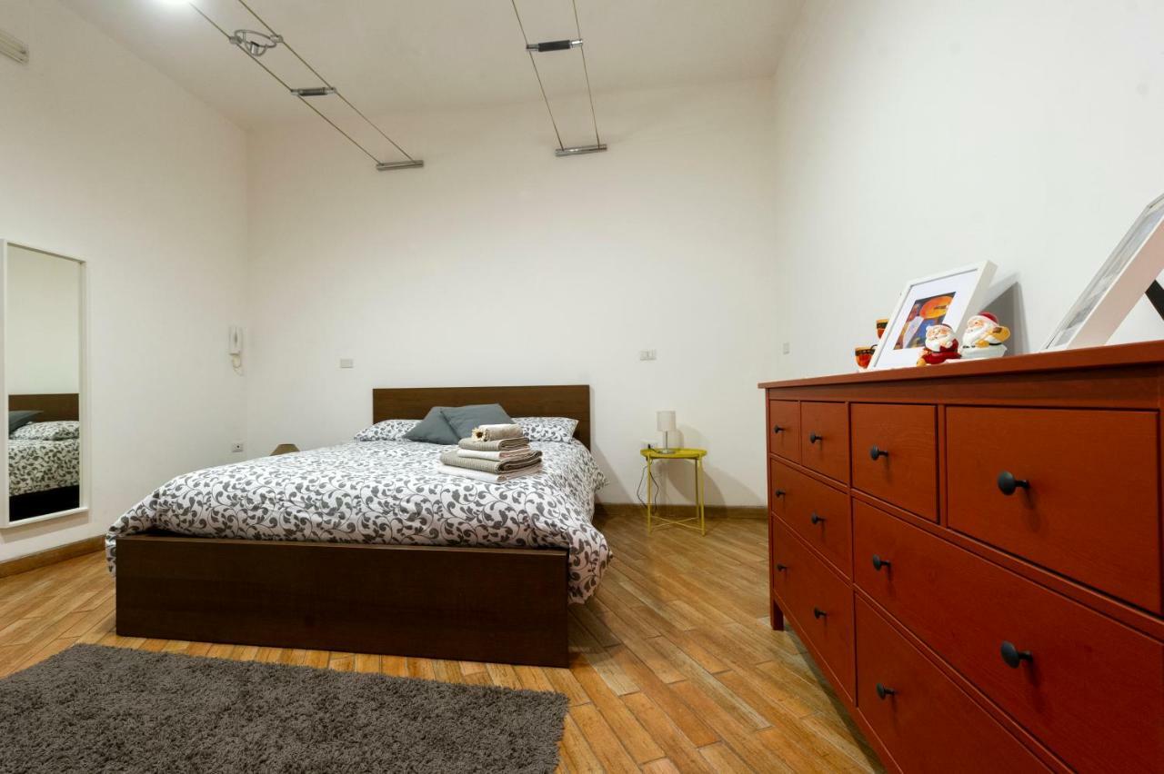 Home Toledo 355 Νάπολη Εξωτερικό φωτογραφία