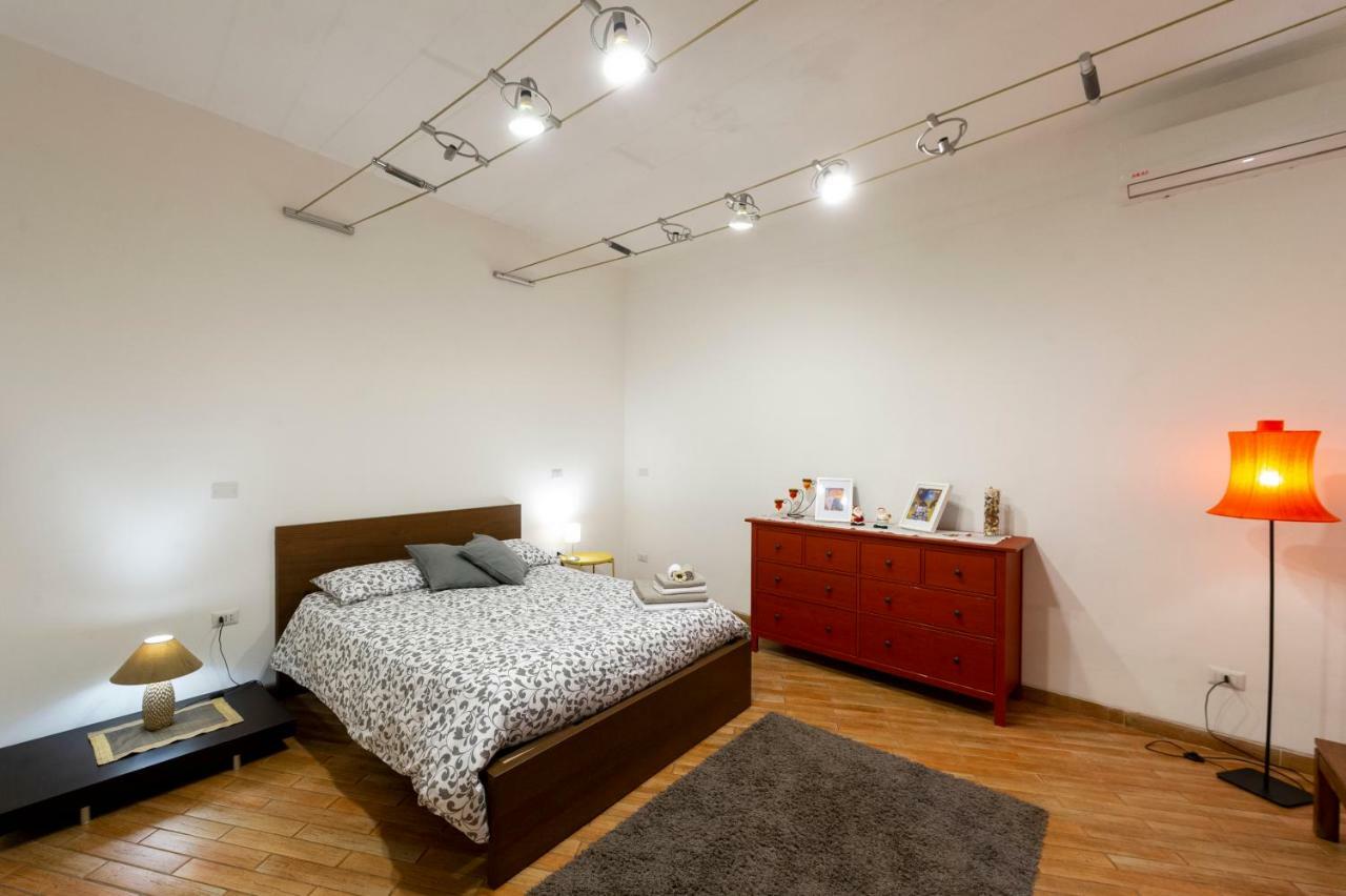 Home Toledo 355 Νάπολη Εξωτερικό φωτογραφία