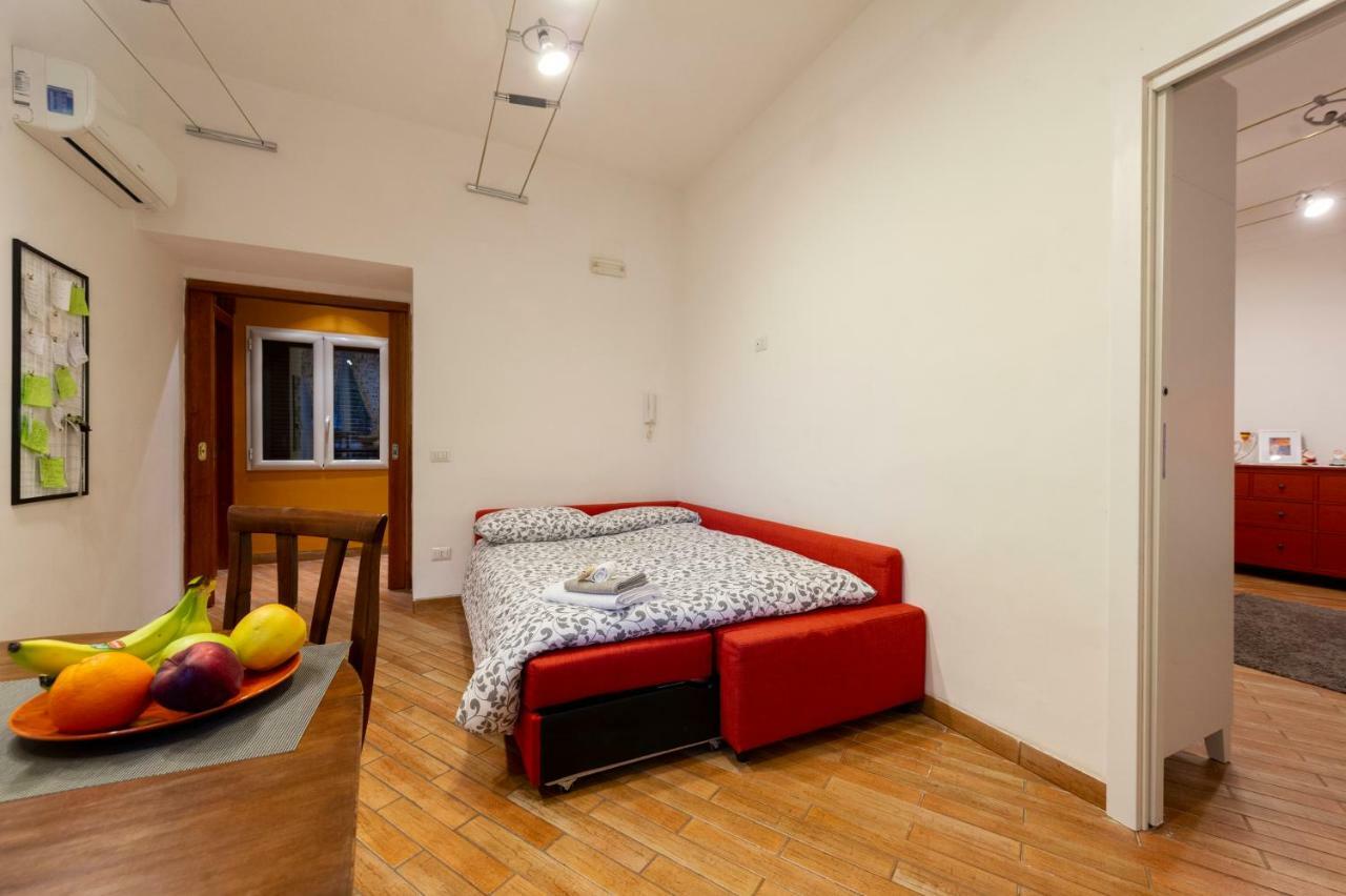 Home Toledo 355 Νάπολη Εξωτερικό φωτογραφία